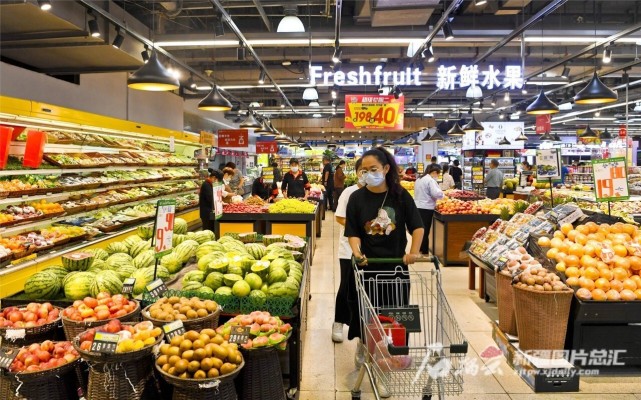 持续回暖 活力复苏——上半年新疆社会消费品零售总额达1609.8亿元